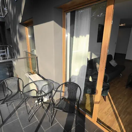 Apartament Szmaragdowy Z Garażem Centrum Gliwic *
